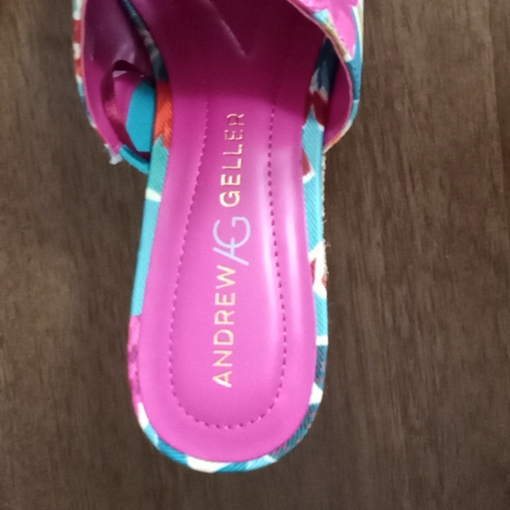 Shoes - Picture 4 of 4